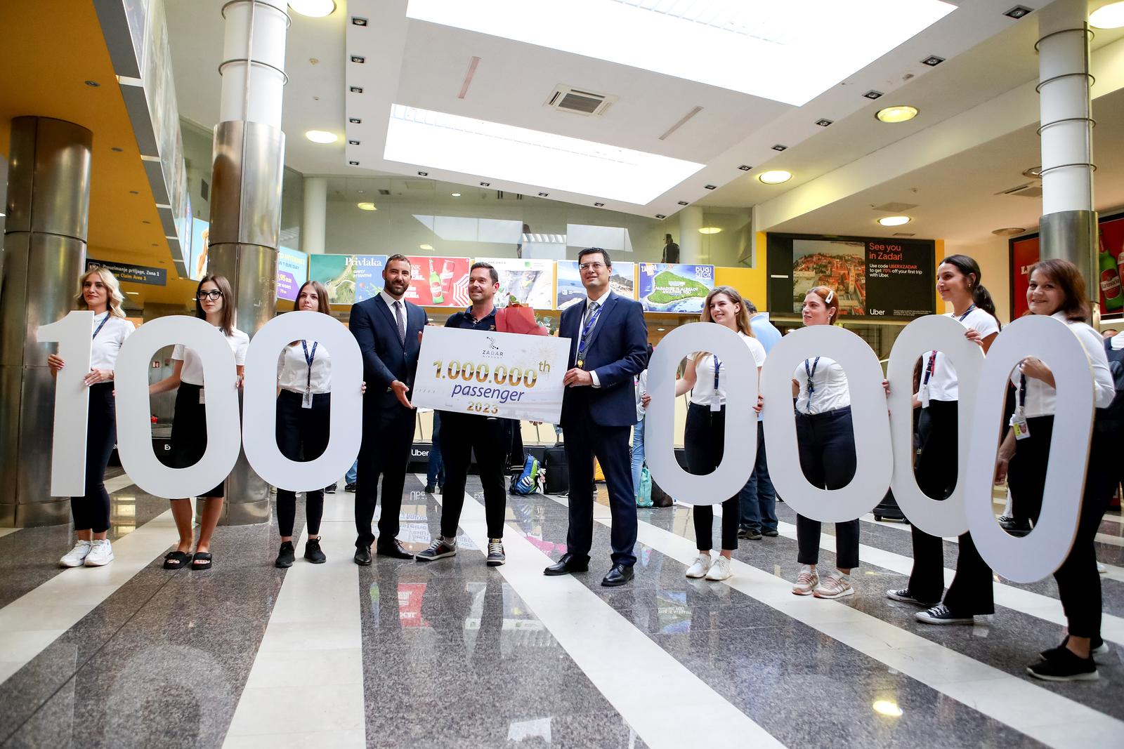 Milijunti putnik sletio u Zračnu luku Zadar