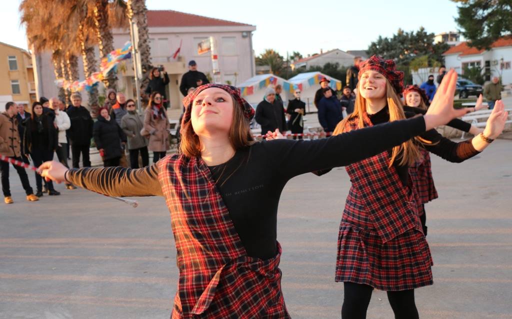 2. Međunarodna karnevalska povorka Virskih maškara