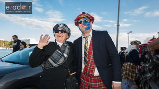 Zadarski karneval 2018: Povorka maškaranih skupina od Gradskih vrata preko Foruma do Narodnog trga. Branko Dukić maškaran kao Škot Zadarski karneval 2018: Povorka maškaranih skupina od Gradskih vrata preko Foruma do Narodnog trga. Branko Dukić maškaran kao Škot