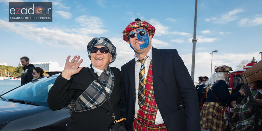 Zadarski karneval 2018: Povorka maškaranih skupina od Gradskih vrata preko Foruma do Narodnog trga. Branko Dukić maškaran kao Škot Zadarski karneval 2018: Povorka maškaranih skupina od Gradskih vrata preko Foruma do Narodnog trga. Branko Dukić maškaran kao Škot