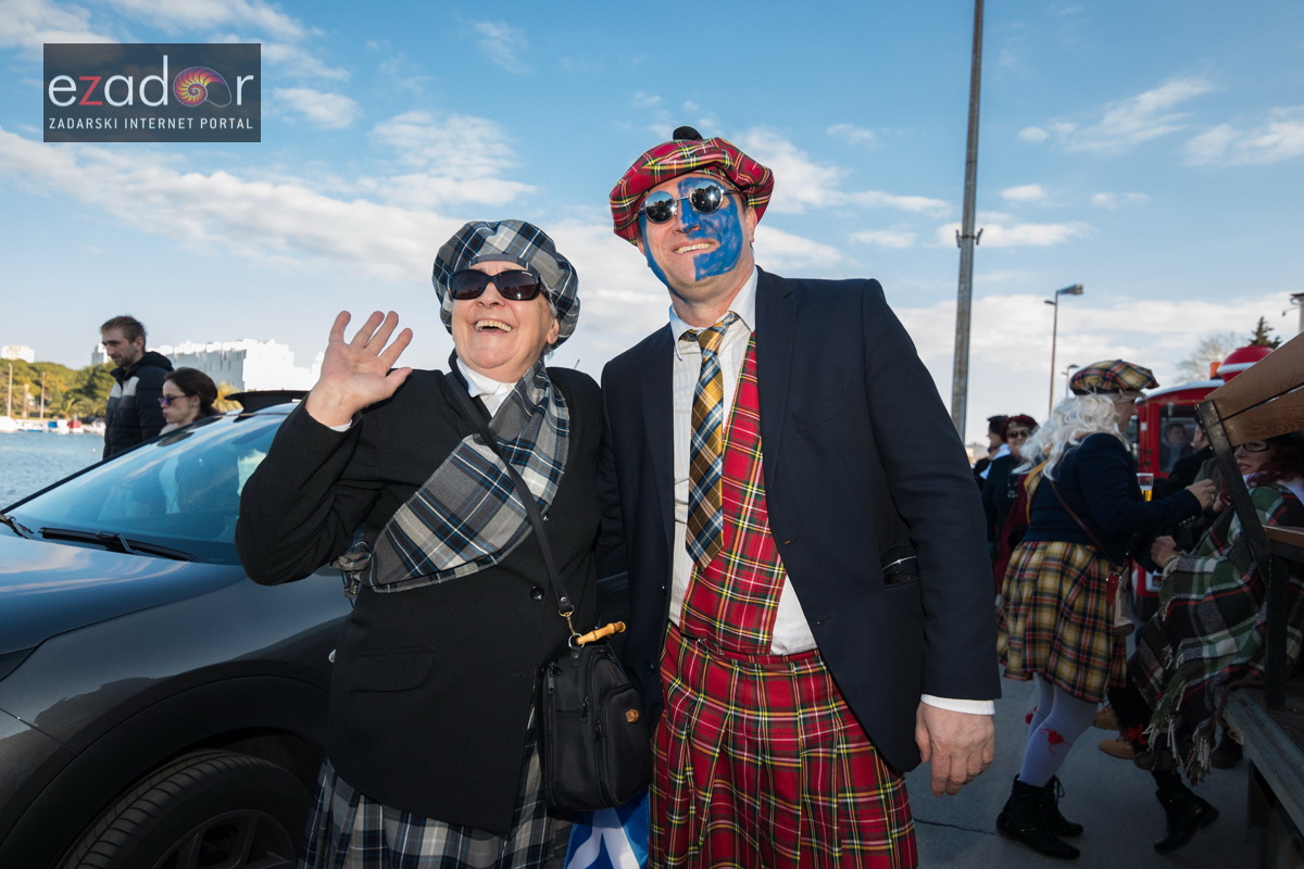 Zadarski karneval 2018: Povorka maškaranih skupina od Gradskih vrata preko Foruma do Narodnog trga. Branko Dukić maškaran kao Škot Zadarski karneval 2018: Povorka maškaranih skupina od Gradskih vrata preko Foruma do Narodnog trga. Branko Dukić maškaran kao Škot