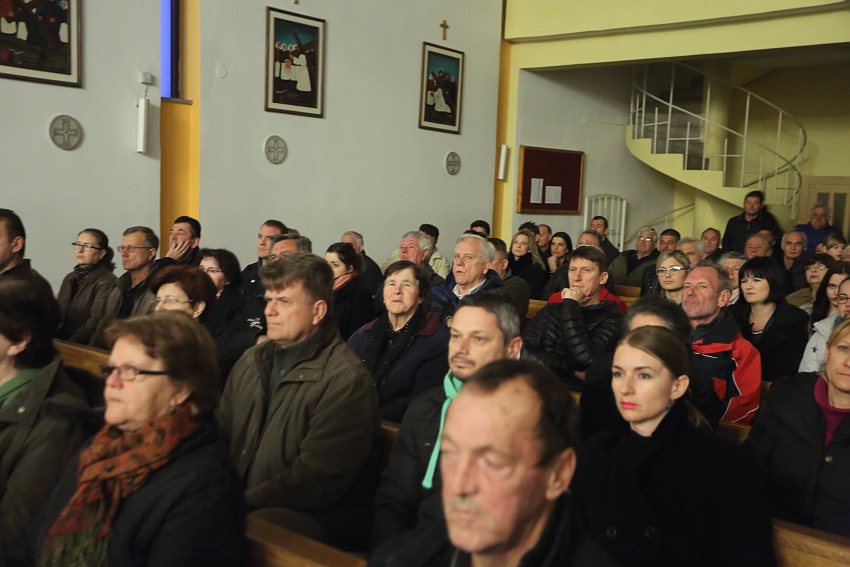 (V)Ladari i (V)Ladarice folklorne scene u Hrvatskoj još jednom oduševili Bibinjce. Foto: Leo Banić