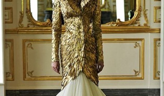 Alexander McQueen jesen/zima 2010/2011 – posljednja kolekcija (Vogue.de)