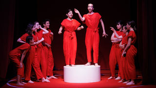 Igrajmo se: Zabranjeno mlađima od 15 strana A