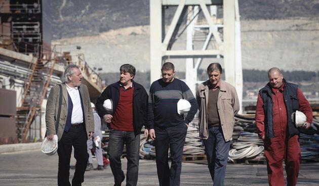 Split, 040313.
Brodogradiliste, Brodosplit.
Potpisivanje ugovora o suradnji izmedju Sindikata metalaca hrvatske, Nezavisnog sindikata Brodosplita i Radnickog sindikata Brodosplita u splitskom brodogradilistu.Na fotografiji:predsjednik Nezavisnog sindikata