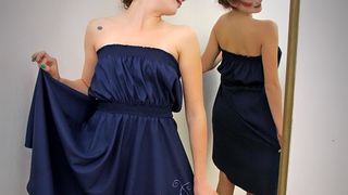 1500 kn; Haljinu dizajnira Klara Dedić: rukom oslikana saten-svila (foto: Marin Gospić)