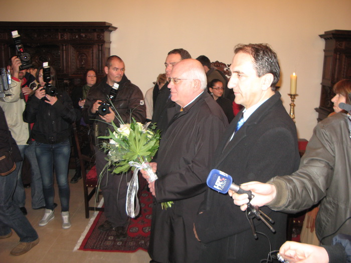 Image 924123 (auto) Image 924123 (auto)