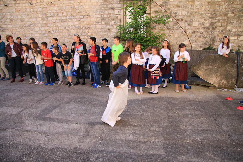 OŠ Zadarski otoci: “Igrajmo se igrajmo-igre dida moga”