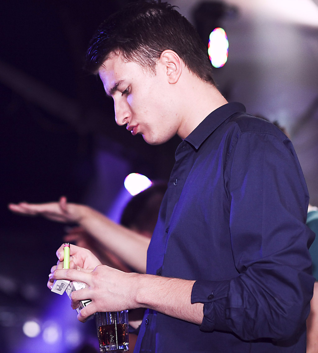 Subota u zagrebačkom Aquariusu protekla je u zagrijavanju za Moonsplash festival koji će se u zrćanskom Aquariusu održati od 11. do 13. kolovoza. Na Moonsplashu će nastupiti planetarne zvijezde elektroničke glazbe: Benny Benassi, Merk & Kremont, Dimitri V Subota u zagrebačkom Aquariusu protekla je u zagrijavanju za Moonsplash festival koji će se u zrćanskom Aquariusu održati od 11. do 13. kolovoza. Na Moonsplashu će nastupiti planetarne zvijezde elektroničke glazbe: Benny Benassi, Merk & Kremont, Dimitri V