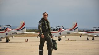 Pukovnik Harapin ostvario 2 tisuće sati naleta na Pilatusu Pukovnik Harapin ostvario 2 tisuće sati naleta na Pilatusu