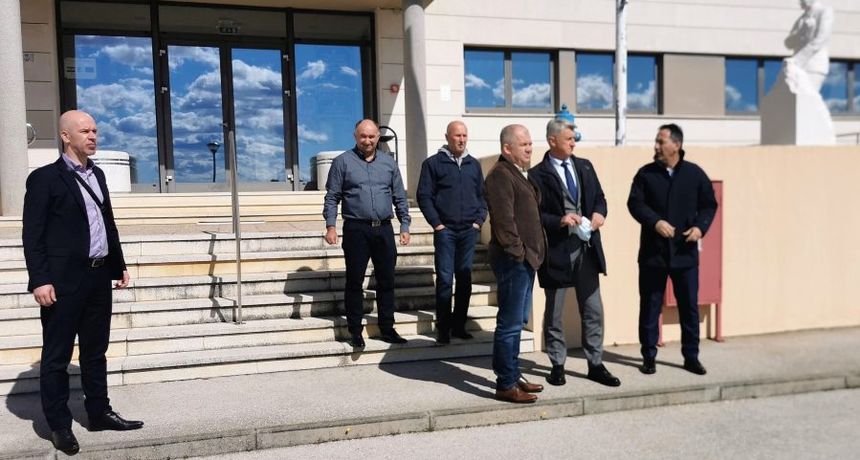 U Jasenicama dovršen novi dječji vrtić vrijedan 11 milijuna kuna U Jasenicama dovršen novi dječji vrtić vrijedan 11 milijuna kuna