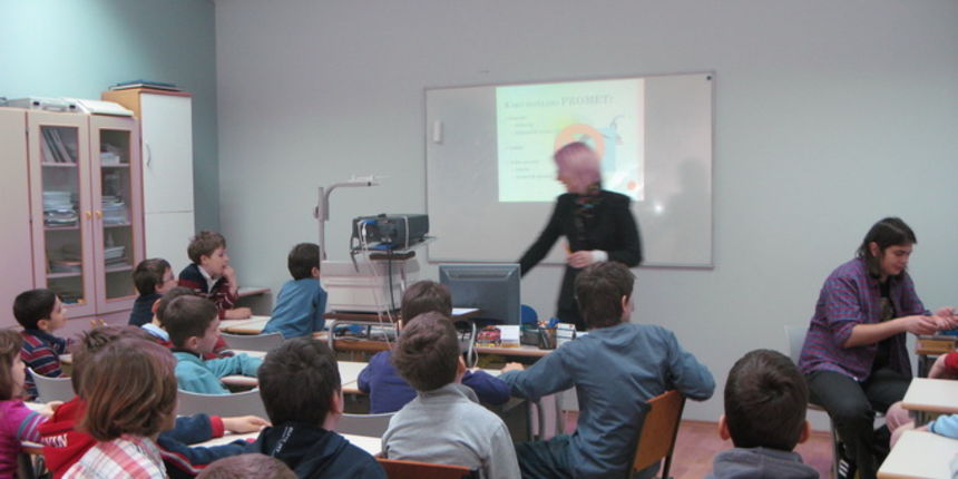 Image 936739 (auto) Image 936739 (auto)