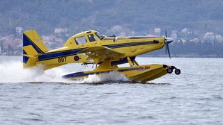 Iznad zadarske rive održan Letački program “Pukovnik Mirko Vukušić” Iznad zadarske rive održan Letački program “Pukovnik Mirko Vukušić”