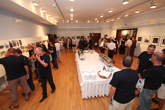 Obiljezavanje 20-te godisnjice Otockog bataljuna(foto:Saša Čuka) Obiljezavanje 20-te godisnjice Otockog bataljuna(foto:Saša Čuka)