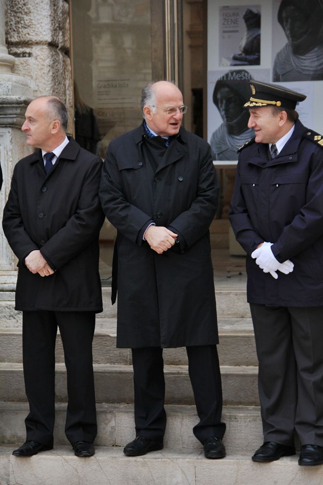 21. obljetnica VRA “Maslenica”: Mimohod branitelja 21. obljetnica VRA “Maslenica”: Mimohod branitelja