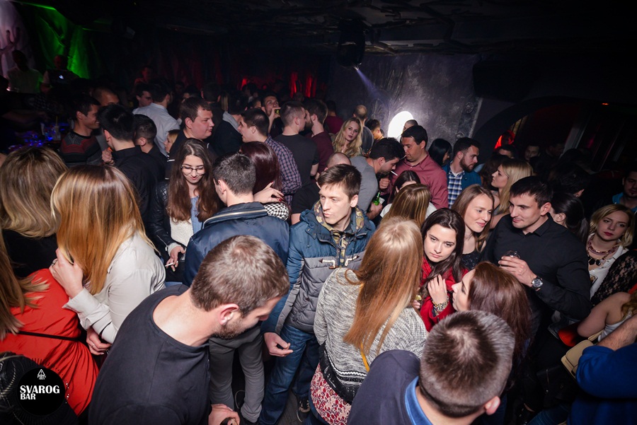 Subotnji party u Svarog baru