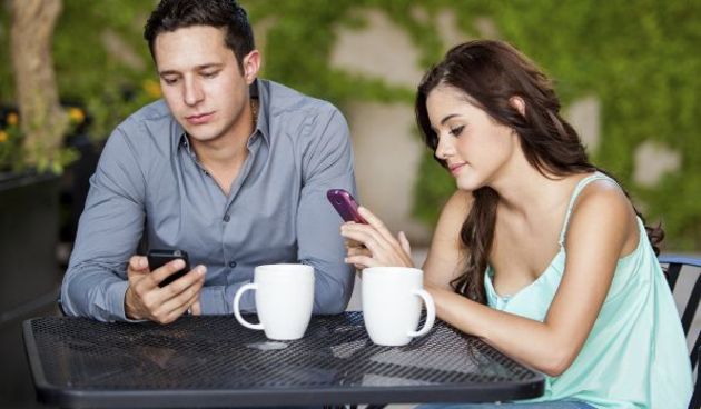 Telekom, mobitel, foto: webcafe.net.hr