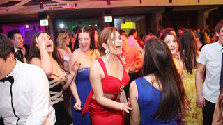 Maturalna večer Gimnazije Vladimira Nazora (foto:Saša Čuka) Maturalna večer Gimnazije Vladimira Nazora (foto:Saša Čuka)