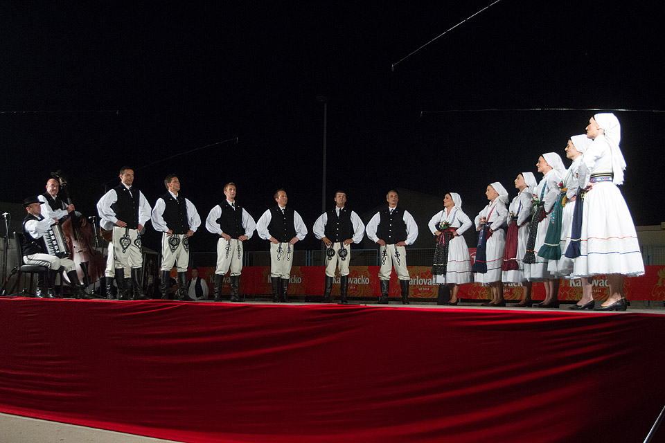 Bibinje: Nastup ansambla Lado, foto: Leo Banić