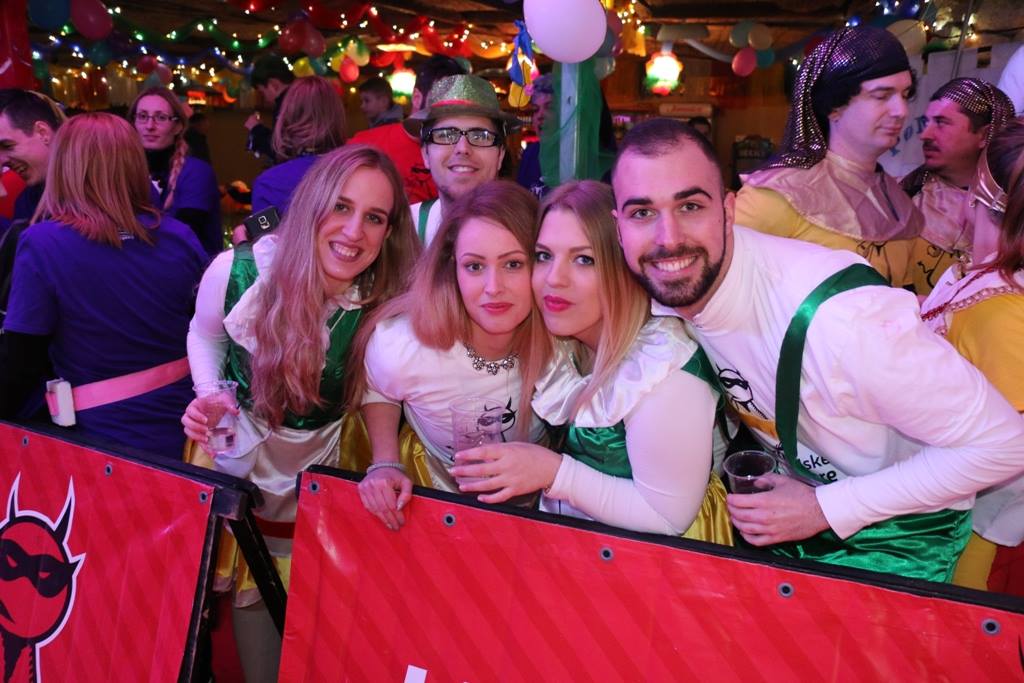 Virske maškare 2017: Karnevalske igre i koncert grupe Vista Virske maškare 2017: Karnevalske igre i koncert grupe Vista