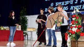 OŠ Smiljevac: Obilježena 50. godina Deklaracije o nazivu i položaju hrvatskoga jezika OŠ Smiljevac: Obilježena 50. godina Deklaracije o nazivu i položaju hrvatskoga jezika