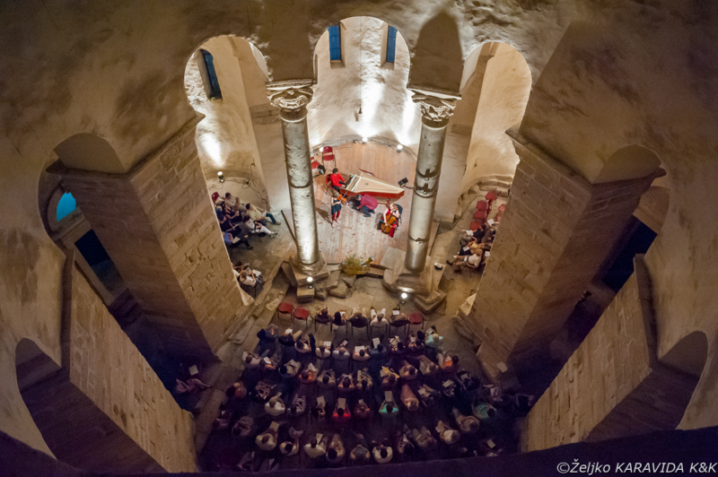 Crkva Sv. Donata: Koncert ansambla Red Priest, foto: Željko Karavida Crkva Sv. Donata: Koncert ansambla Red Priest, foto: Željko Karavida