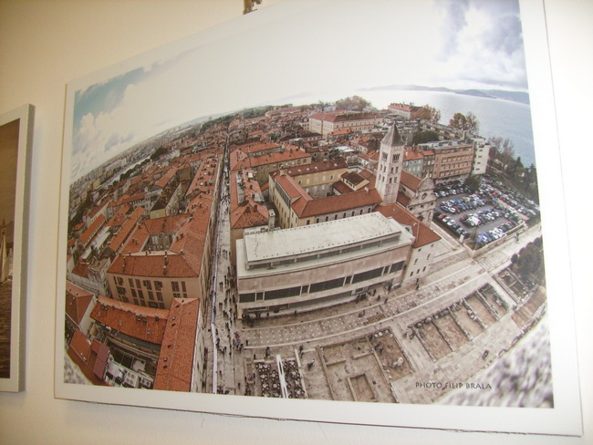 Otvorenje izlozbe fotografija Lipi moj grade Filipa Brale u GKZD Otvorenje izlozbe fotografija Lipi moj grade Filipa Brale u GKZD