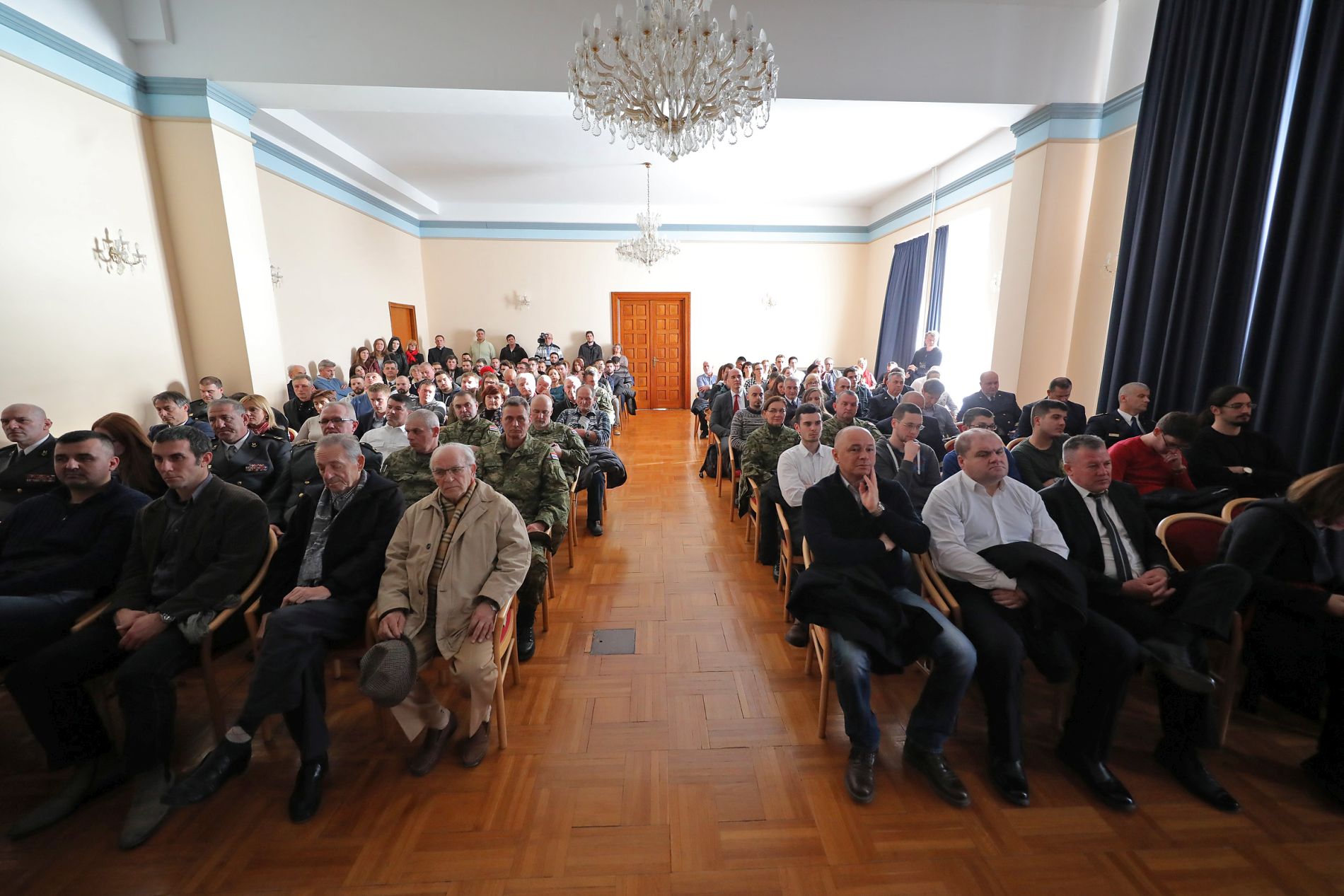 Na Sveučilištu u Zadru održan znanstveni kolokvij o VRO Maslenica