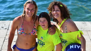 10. dm Millennium Jump na zadarskoj rivi – 3 tisuće skakača poslalo prekrasnu priču u svijet 10. dm Millennium Jump na zadarskoj rivi – 3 tisuće skakača poslalo prekrasnu priču u svijet