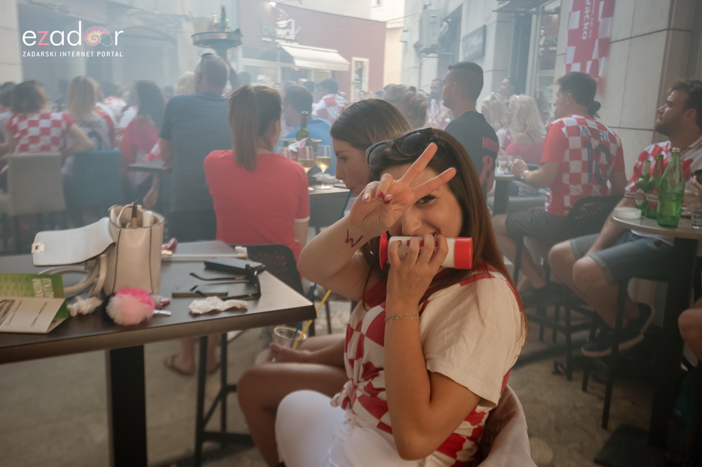 Navijačko ludilo u Zadru za vrijeme i nakon finala Svjetskog prvenstva Navijačko ludilo u Zadru za vrijeme i nakon finala Svjetskog prvenstva