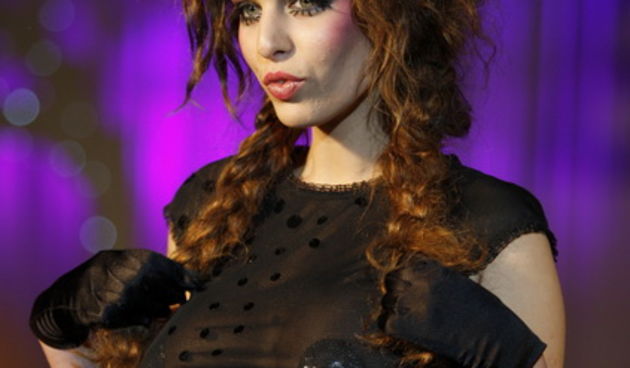 Zadar, 270210.
Nakon dvije uspjesne kolekcije predstavljene kroz proteklu godinu, zadarska dizajnerica Ella Dusevic veceras je predstavila modni brand E – production. Modna revija, pod nazivom “ki-N-ki” odrzala se u clubu Arsenal. 
Na slici: Ava Karabatic