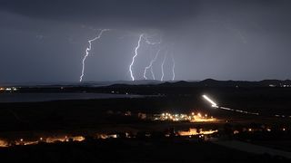 Image 1207429 (auto)