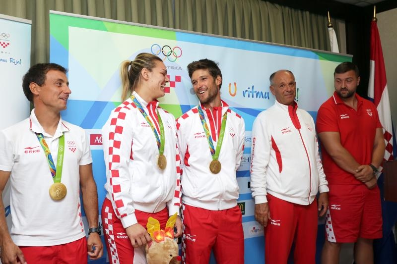 Hrvatski olimpijci svečano dočekani na Plesu. Sandra Perković, Šime Fantela, Igor Marenić, Tonči Stipanović. Photo: Luak Sanzl/PPIXSELL Hrvatski olimpijci svečano dočekani na Plesu. Sandra Perković, Šime Fantela, Igor Marenić, Tonči Stipanović. Photo: Luak Sanzl/PPIXSELL