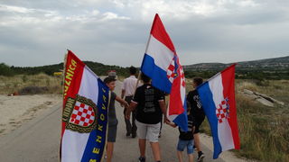 Molitvena hodnja “Koracima nade u istinu”, tradicija koja ne blijedi Molitvena hodnja “Koracima nade u istinu”, tradicija koja ne blijedi