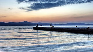 Blagdanski đir po Pagu 1. studenog 2013.  foto: Leonard Kvarantan