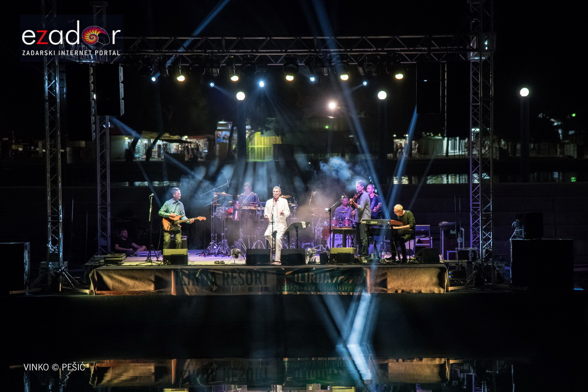 Massimo @ bazen Ilirije u Biogradu na Moru