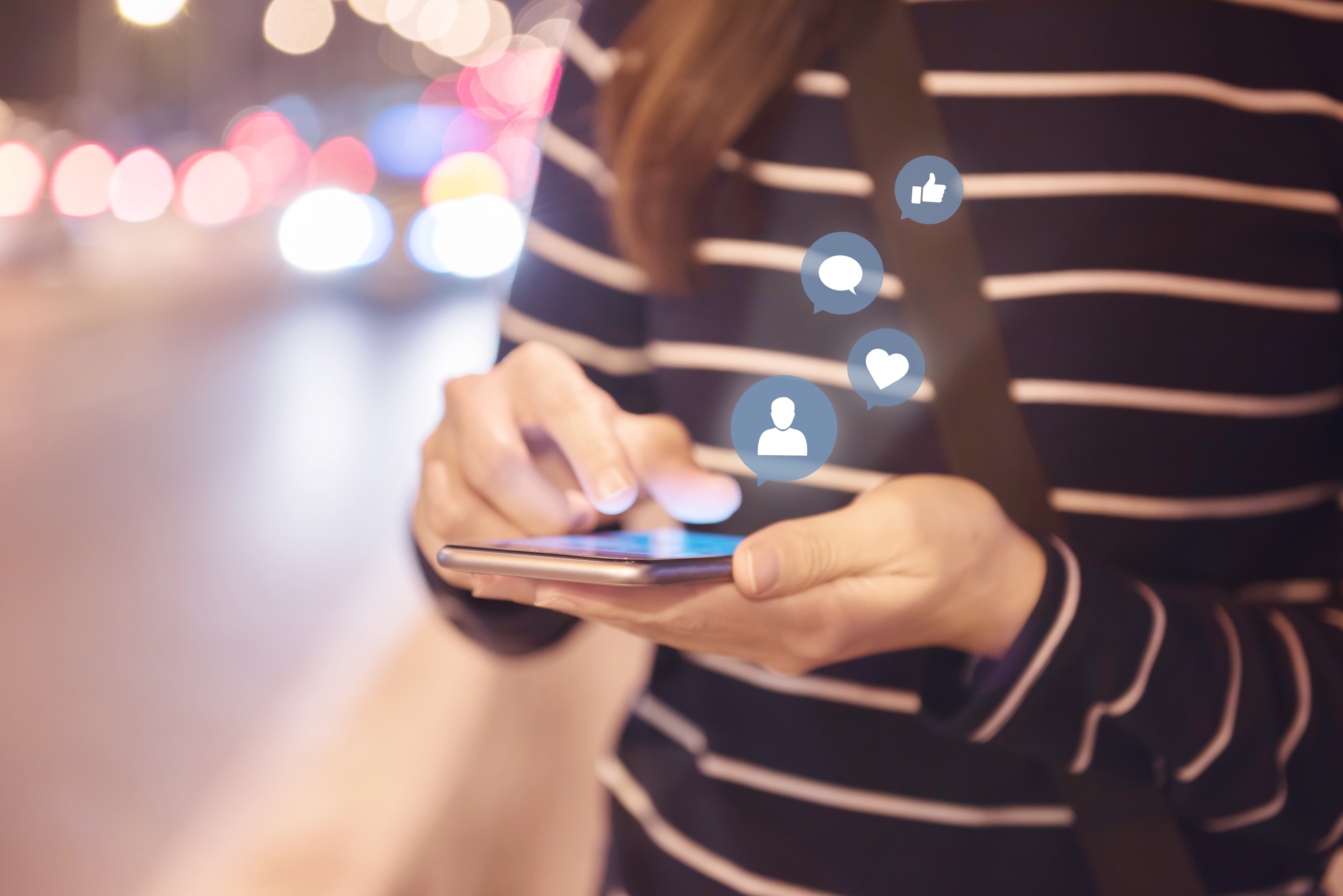 1. Facebook sakuplja podatke o ljudima koji ni ne koriste Facebook – Na gotovo svakoj web stranici koju vidite, postoji mali gumb koji vas gleda – gumb za ‘like’ i ‘share’ koji zbog koda omogućuju tajno snimanje vaših radnji.