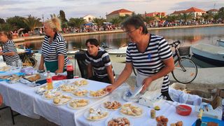 Trka Tovarov – 48. Memorijal Kenje Vijole Sukošan  Photo: Leo Banić