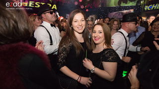 Ludnica u Saturnusu: Najbolji doček u svemiru i šire Ludnica u Saturnusu: Najbolji doček u svemiru i šire