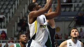 Zadar Dogus Basketball Tournament: Fenerbahçe Ülker – Darüşşafaka Doğuş 62-59, Foto: Dino Stanin/PIXSELL Zadar Dogus Basketball Tournament: Fenerbahçe Ülker – Darüşşafaka Doğuş 62-59, Foto: Dino Stanin/PIXSELL