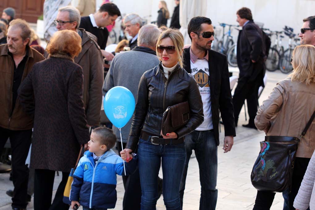 Vukovaru ZaDar na Narodnom trgu, foto: Iva Perinčić Vukovaru ZaDar na Narodnom trgu, foto: Iva Perinčić