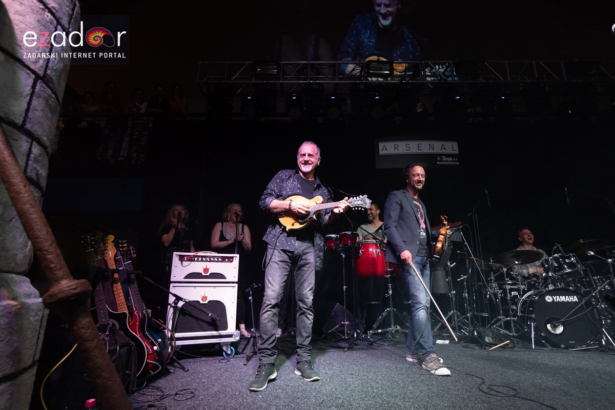 Gibonni @ Arsenal 12. svibnja 2018. Gibonni @ Arsenal 12. svibnja 2018.