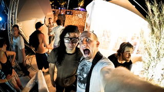 Zrce, 020712,
Nocni zivot na plazi Zrce.
Hideout Festival, do sada bio najposjeceniji dan , s oko otprilike 5000 posjetitelja samo u Aquariusu. Kao zvijezda veceri nastupio je Skrillex , a osim njega nastupali su Skream and Benga, Chase and Status, Sub Fo Zrce, 020712,
Nocni zivot na plazi Zrce.
Hideout Festival, do sada bio najposjeceniji dan , s oko otprilike 5000 posjetitelja samo u Aquariusu. Kao zvijezda veceri nastupio je Skrillex , a osim njega nastupali su Skream and Benga, Chase and Status, Sub Fo