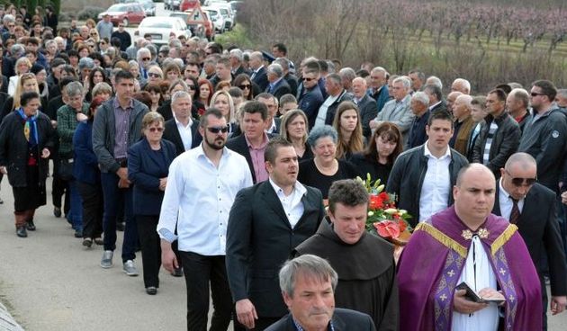 Pogreb Eve Šegarić