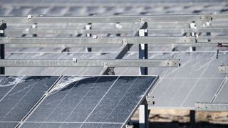 U Zatonu Obrovačkom bura uništila jednu od najvećih solarnih elektrana u Hrvatskoj U Zatonu Obrovačkom bura uništila jednu od najvećih solarnih elektrana u Hrvatskoj