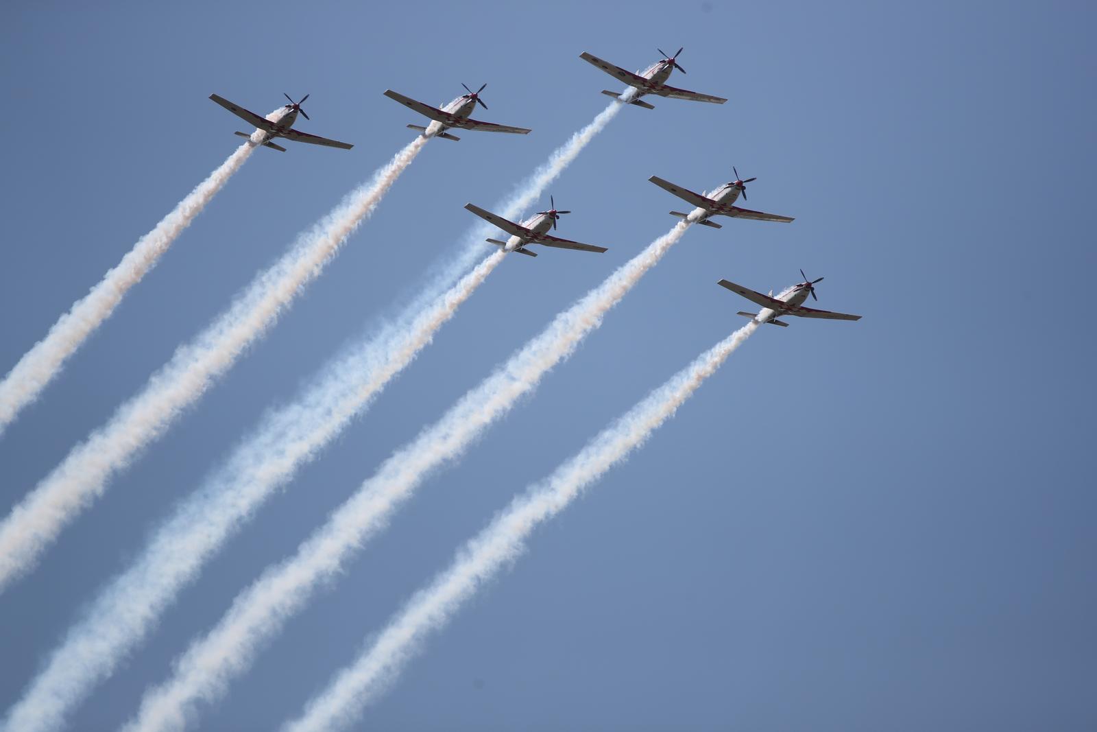 Preleti Rafalea i Krila oluje na obilježavanju 29. obljetnice VRO Oluja @ Knin Preleti Rafalea i Krila oluje na obilježavanju 29. obljetnice VRO Oluja @ Knin