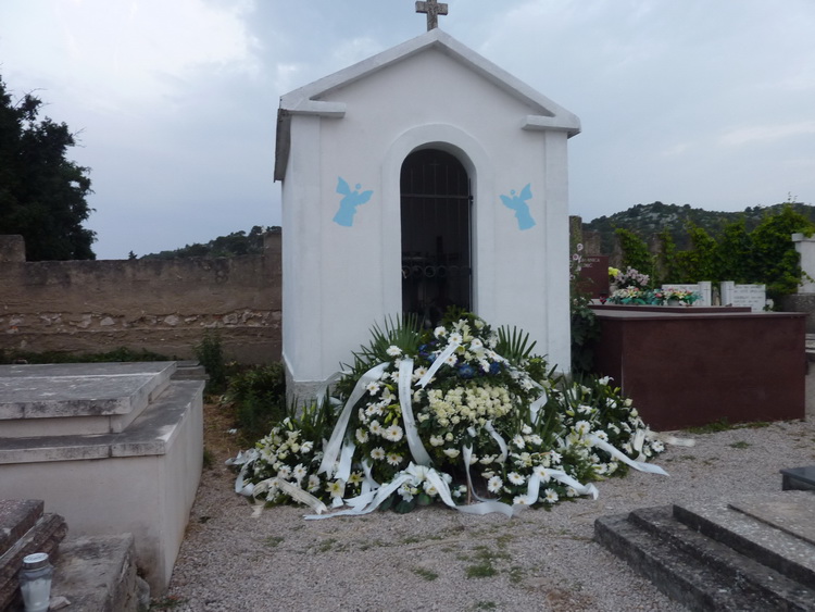 Tkon: Posljednji ispraćaj malenog anđela, Roka Ugrinića 7. lipnja 2011.