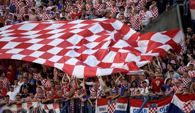 Zagreb, 060609
Stadion u Maksimiru.
Kvalifikacijska nogometna utakmica skupine 6 izmedju reprezentacija Hrvatske i Ukrajine za Svjetsko prvenstvo u Juznoafrickoj Republici 2010 godine.
Na slici:navijaci.
Foto: Ronald Gorsic / CROPIX