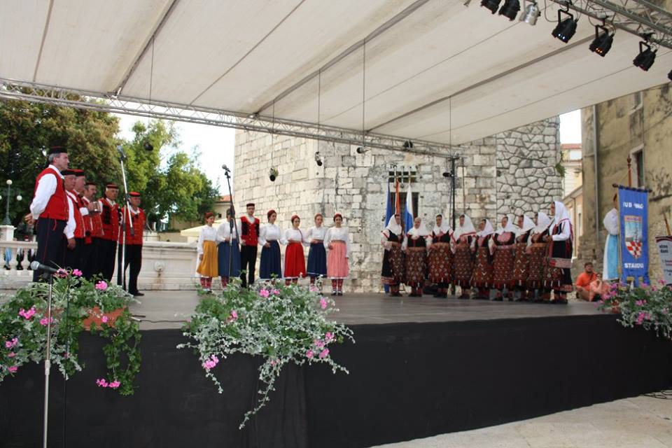 smotra folklora; etno dani