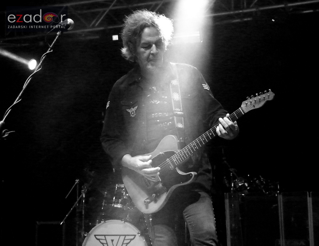 Parni valjak Viranima priredio vrhunsku dvosatnu glazbenu poslasticu Parni valjak Viranima priredio vrhunsku dvosatnu glazbenu poslasticu